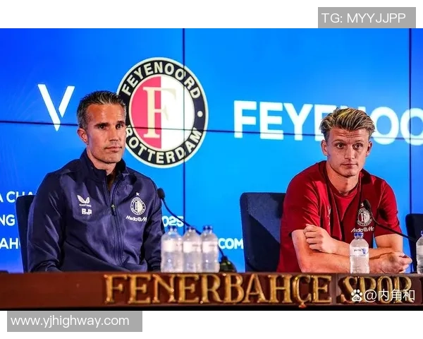 最猥琐的足球明星揭秘他们的私生活与场外趣事引发的争议与讨论